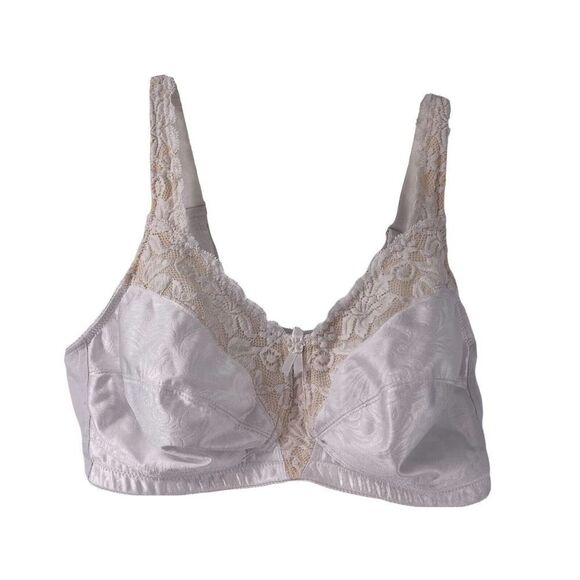Jodee Mastectomy Bra Size 42C White Back Closure Wireless Lace Detail Comfort - Picture 1 of 6